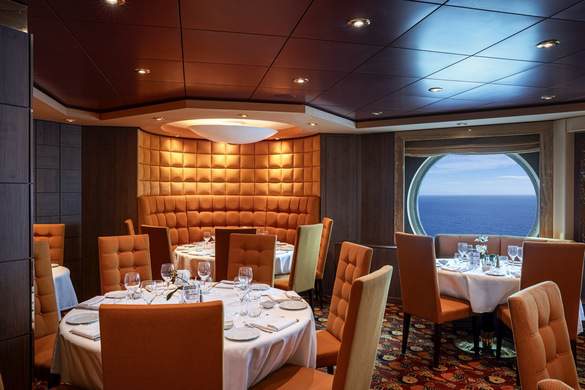 MSC Cruises MSC Orchestra L'Ibiscus Restaurant 2 ©MSC Rights - Ivan Sarfatti.jpg